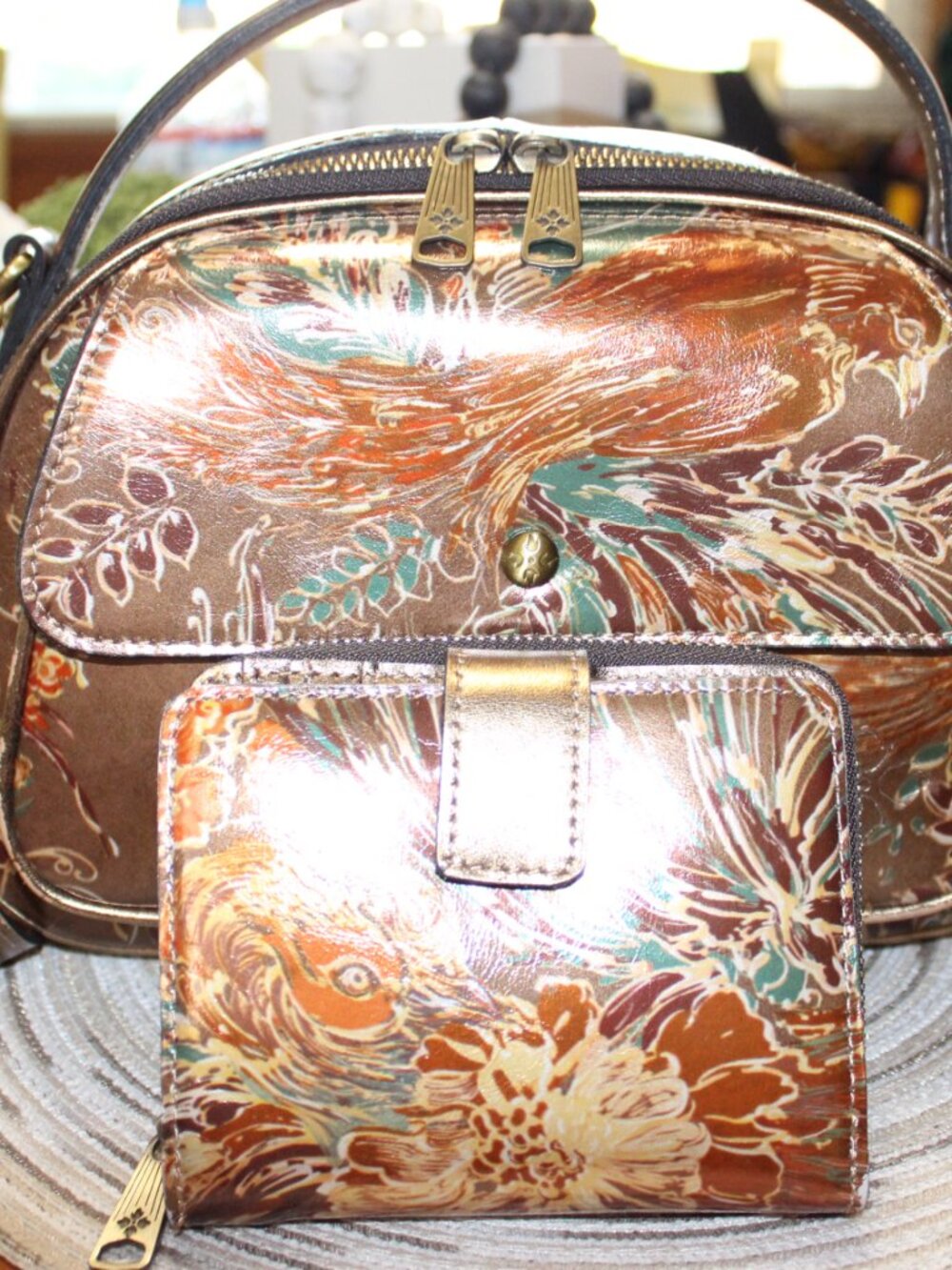 Patricia Nash Crossbody/top handle purse and matching wallet set. Beautiful! - Picture 11 of 15